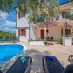 In With Stunning Sea View Appartement Drenje (Istria)