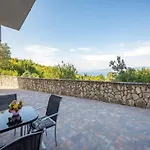 In With Stunning Sea View *