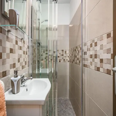 Апартаменты In With Stunning Sea View *